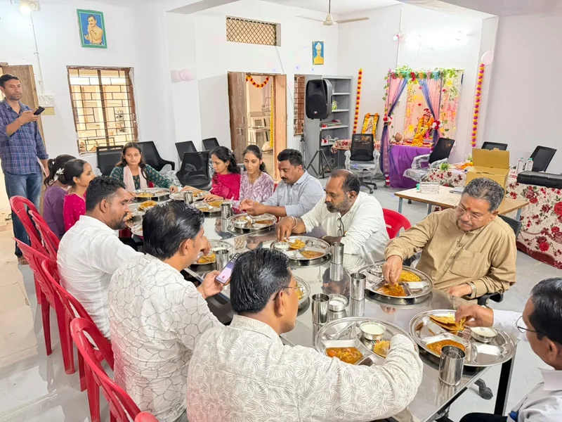 पिछड़ा वर्ग विभाग के बालक एवं कन्या छात्रावासों में मेस का हुआ शुभारंभ