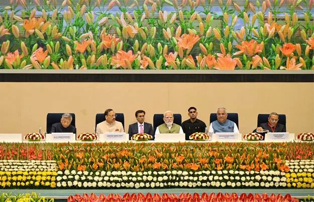 प्रधानमंत्री श्री नरेन्द्र मोदी ने नई दिल्ली में 'पर्यावरण और जलवायु परिवर्तन का भविष्य' विषय पर…